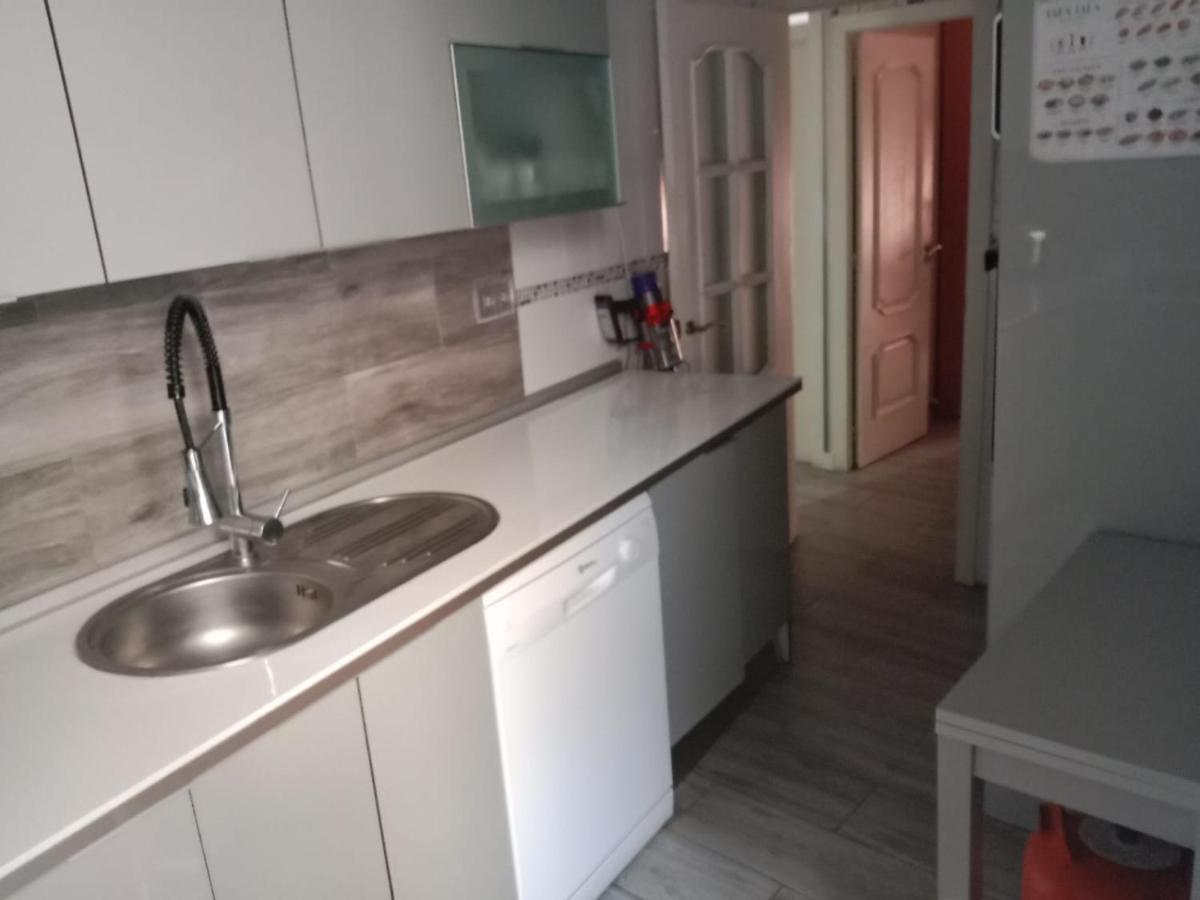 Habitacion Privada Tarragona Con Cocina Salon Y Terraza Piso Compartido Exteriör bild